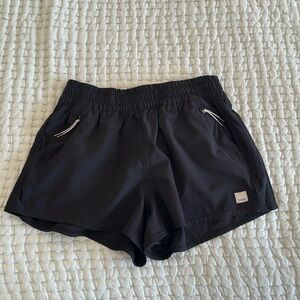 Vuori Dash Short